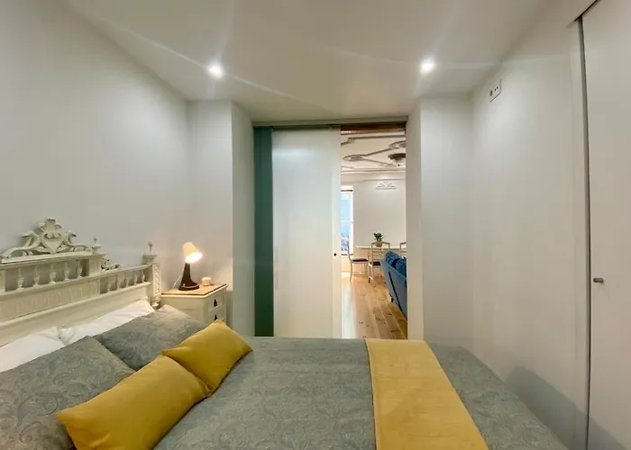 Farmacia Lobos דירה ליסבון