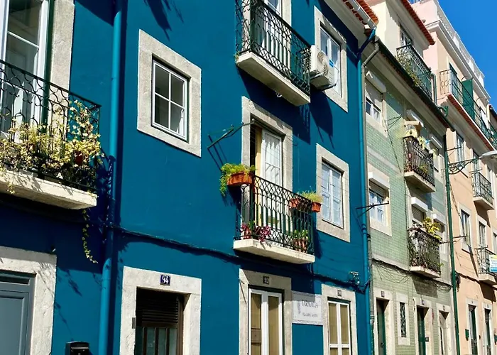 Farmacia Lobos דירה ליסבון