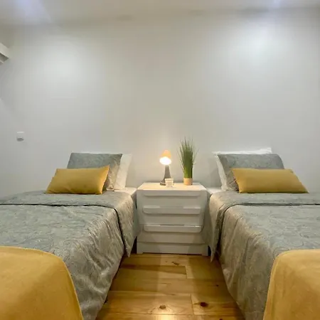 Farmacia Lobos 公寓 *